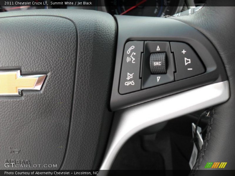 Summit White / Jet Black 2011 Chevrolet Cruze LT