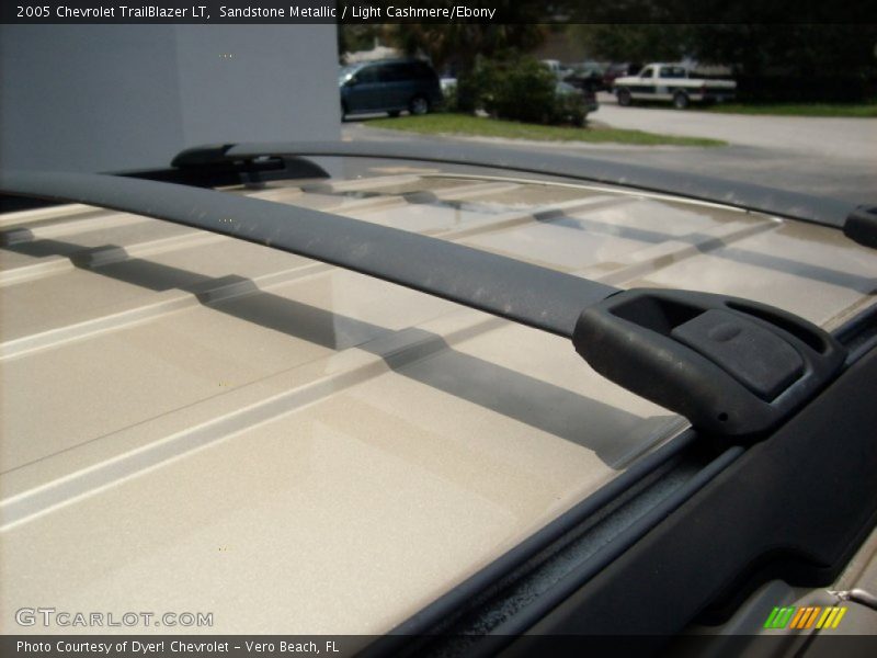 Sandstone Metallic / Light Cashmere/Ebony 2005 Chevrolet TrailBlazer LT