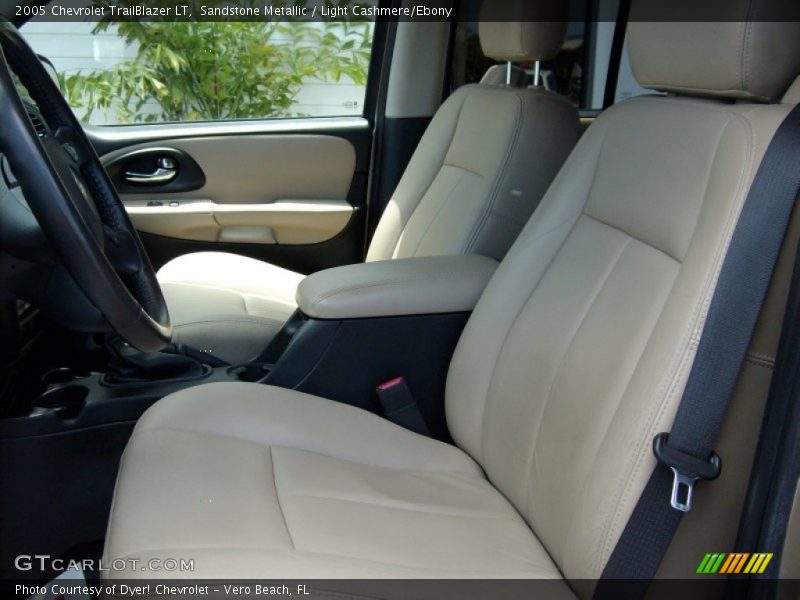 Sandstone Metallic / Light Cashmere/Ebony 2005 Chevrolet TrailBlazer LT