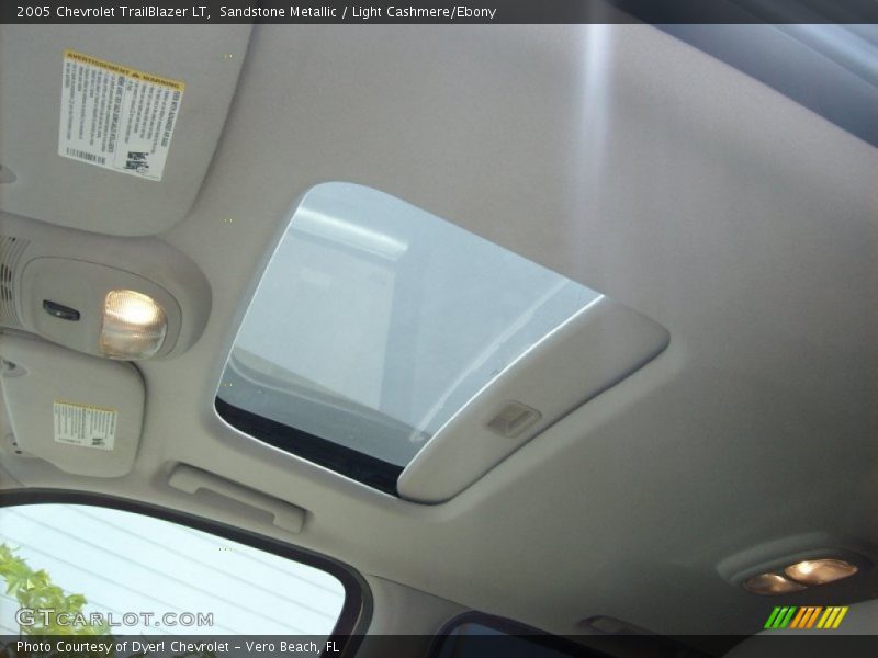Sandstone Metallic / Light Cashmere/Ebony 2005 Chevrolet TrailBlazer LT