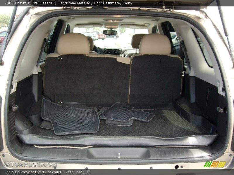 Sandstone Metallic / Light Cashmere/Ebony 2005 Chevrolet TrailBlazer LT
