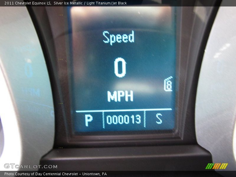 Silver Ice Metallic / Light Titanium/Jet Black 2011 Chevrolet Equinox LS