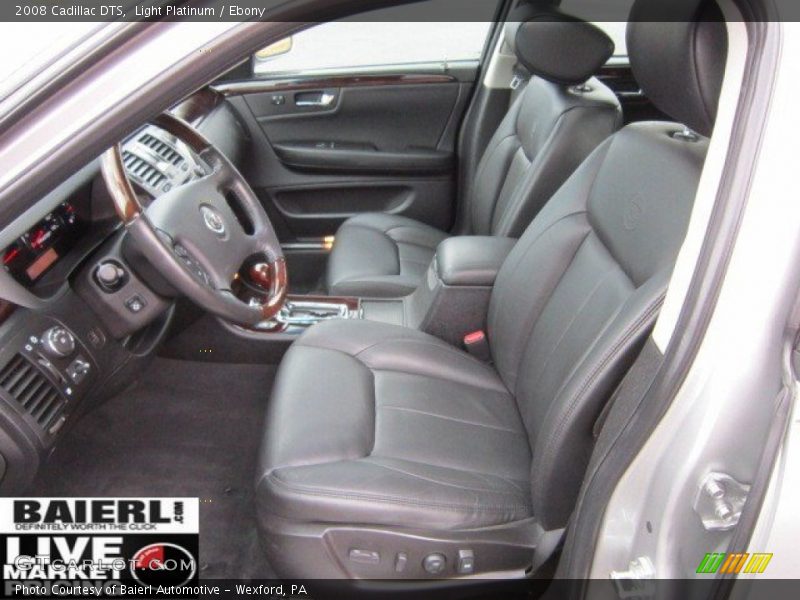 Light Platinum / Ebony 2008 Cadillac DTS