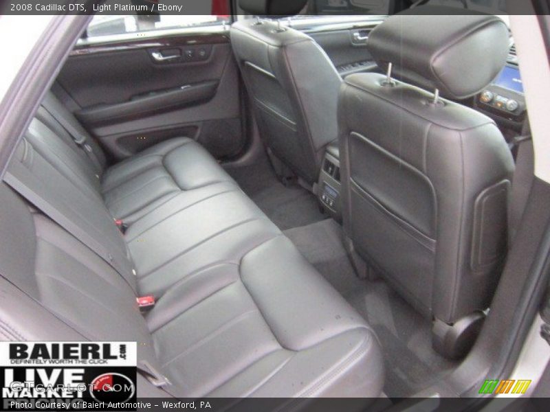 Light Platinum / Ebony 2008 Cadillac DTS