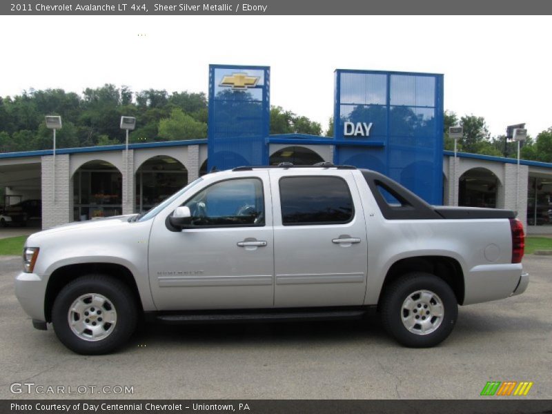 Sheer Silver Metallic / Ebony 2011 Chevrolet Avalanche LT 4x4