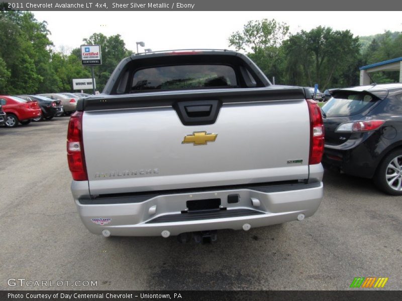 Sheer Silver Metallic / Ebony 2011 Chevrolet Avalanche LT 4x4