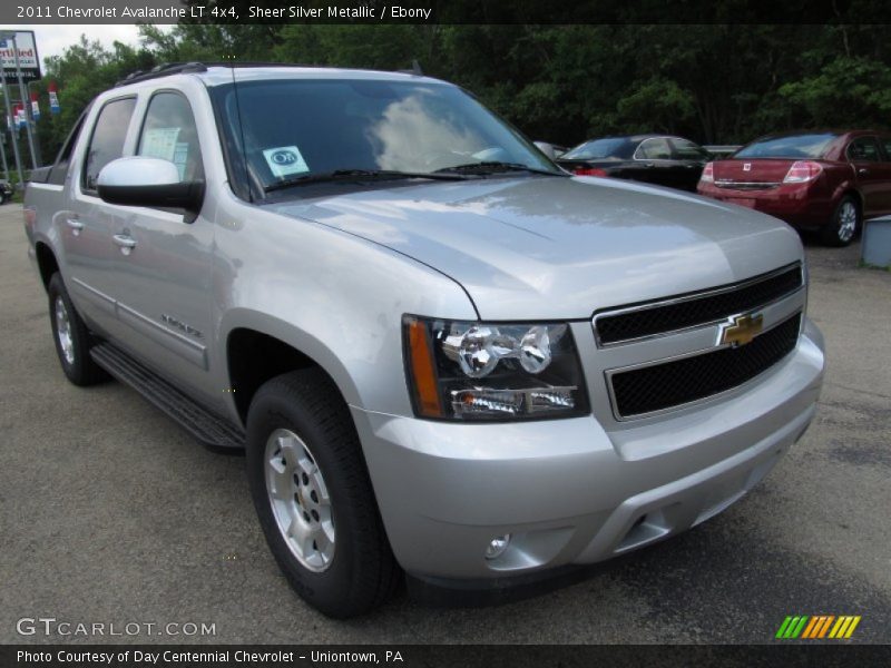 Sheer Silver Metallic / Ebony 2011 Chevrolet Avalanche LT 4x4