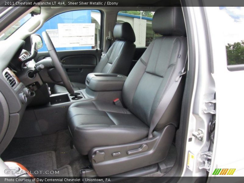 Sheer Silver Metallic / Ebony 2011 Chevrolet Avalanche LT 4x4