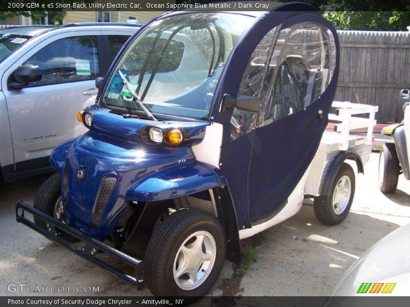 Front 3/4 View of 2009 e eS Short Back Utility Electric Car