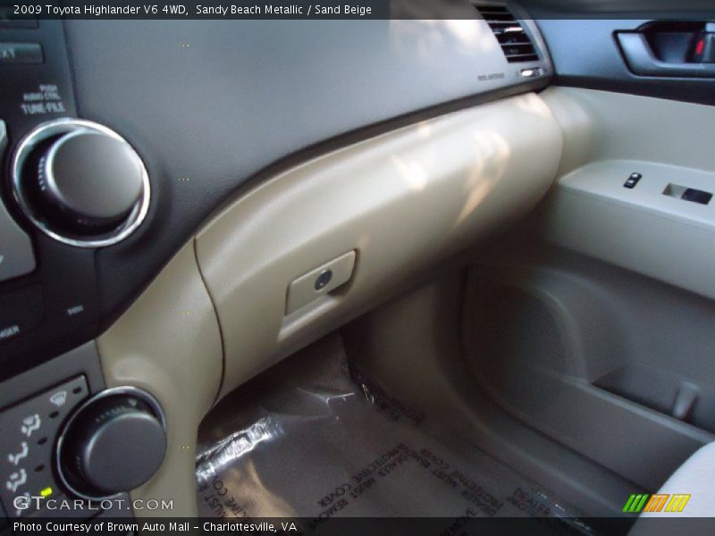 Sandy Beach Metallic / Sand Beige 2009 Toyota Highlander V6 4WD