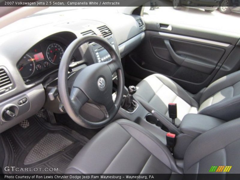 Campanella White / Anthracite 2007 Volkswagen Jetta 2.5 Sedan