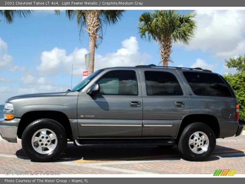 Light Pewter Metallic / Graphite/Medium Gray 2001 Chevrolet Tahoe LT 4x4