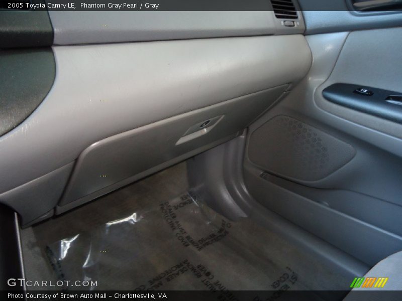 Phantom Gray Pearl / Gray 2005 Toyota Camry LE