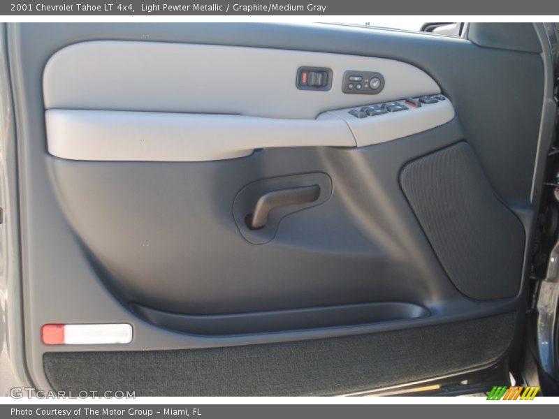 Light Pewter Metallic / Graphite/Medium Gray 2001 Chevrolet Tahoe LT 4x4