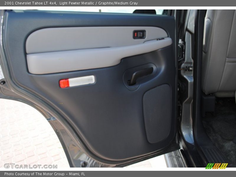Light Pewter Metallic / Graphite/Medium Gray 2001 Chevrolet Tahoe LT 4x4