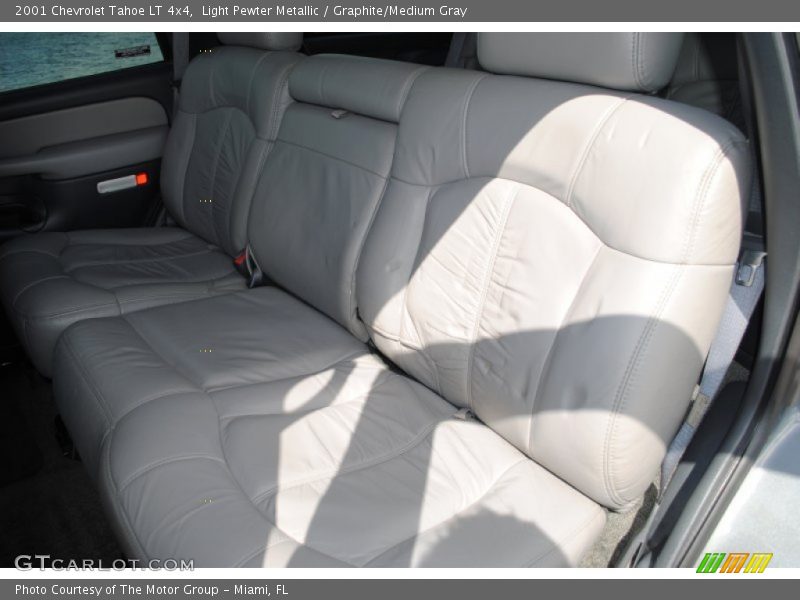 Light Pewter Metallic / Graphite/Medium Gray 2001 Chevrolet Tahoe LT 4x4