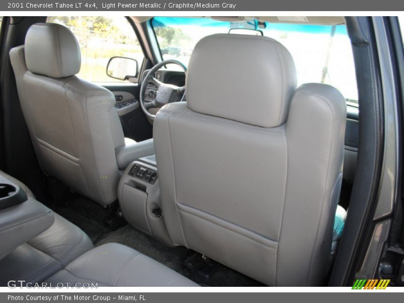 Light Pewter Metallic / Graphite/Medium Gray 2001 Chevrolet Tahoe LT 4x4