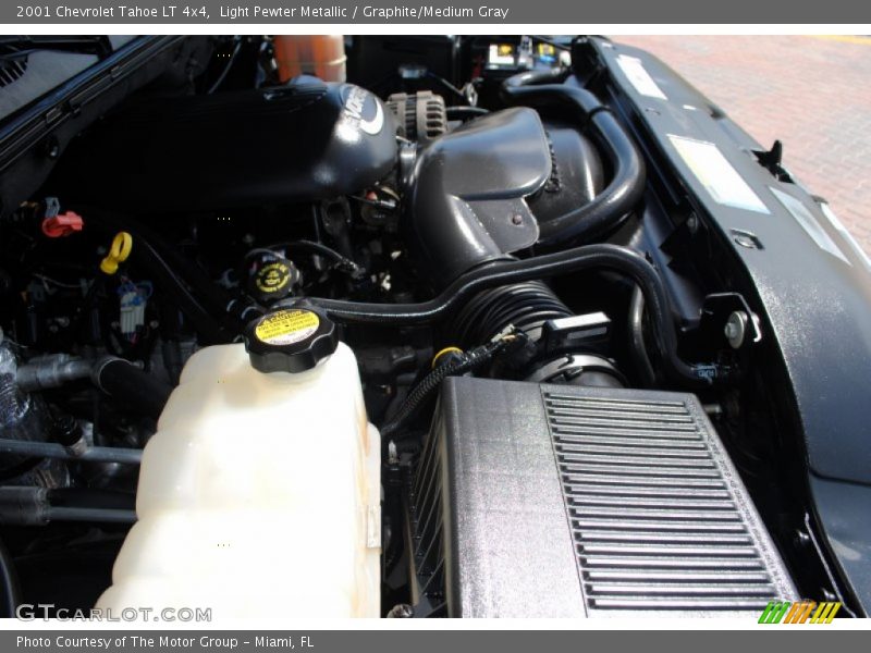 Light Pewter Metallic / Graphite/Medium Gray 2001 Chevrolet Tahoe LT 4x4