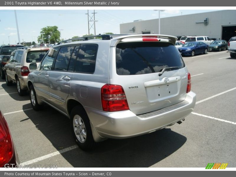 Millennium Silver Metallic / Ivory 2001 Toyota Highlander V6 4WD