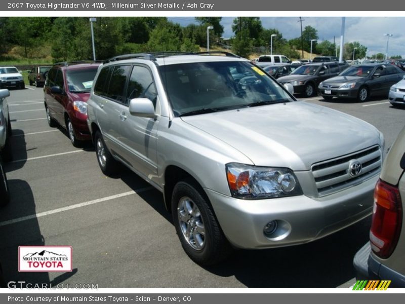 Millenium Silver Metallic / Ash Gray 2007 Toyota Highlander V6 4WD
