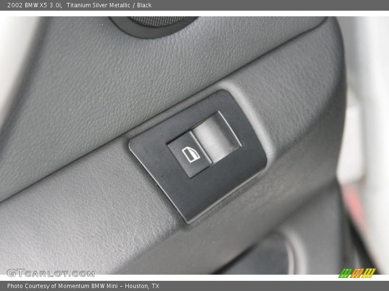 Titanium Silver Metallic / Black 2002 BMW X5 3.0i