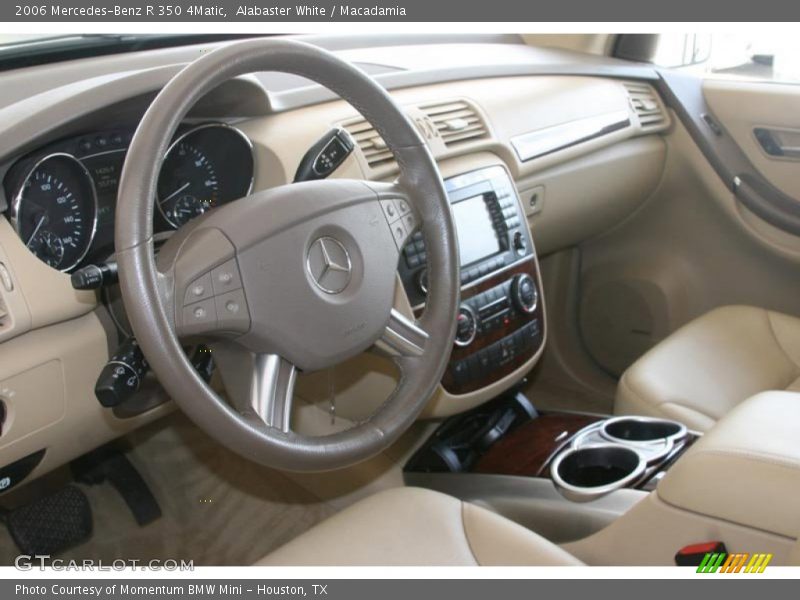Alabaster White / Macadamia 2006 Mercedes-Benz R 350 4Matic