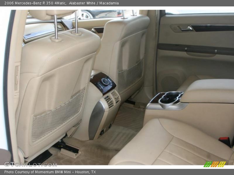 Alabaster White / Macadamia 2006 Mercedes-Benz R 350 4Matic