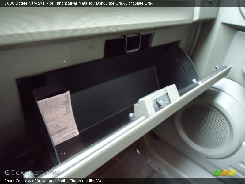 Bright Silver Metallic / Dark Slate Gray/Light Slate Gray 2008 Dodge Nitro SXT 4x4