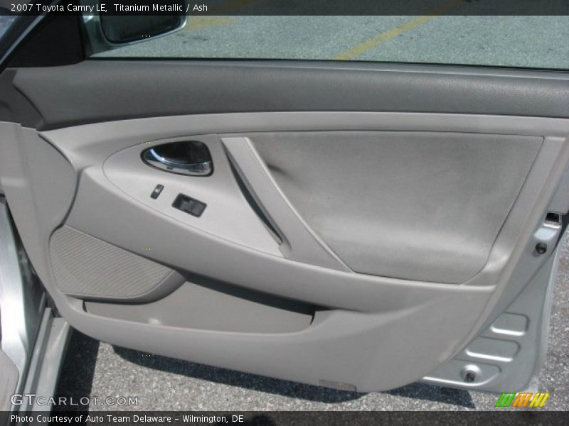 Titanium Metallic / Ash 2007 Toyota Camry LE