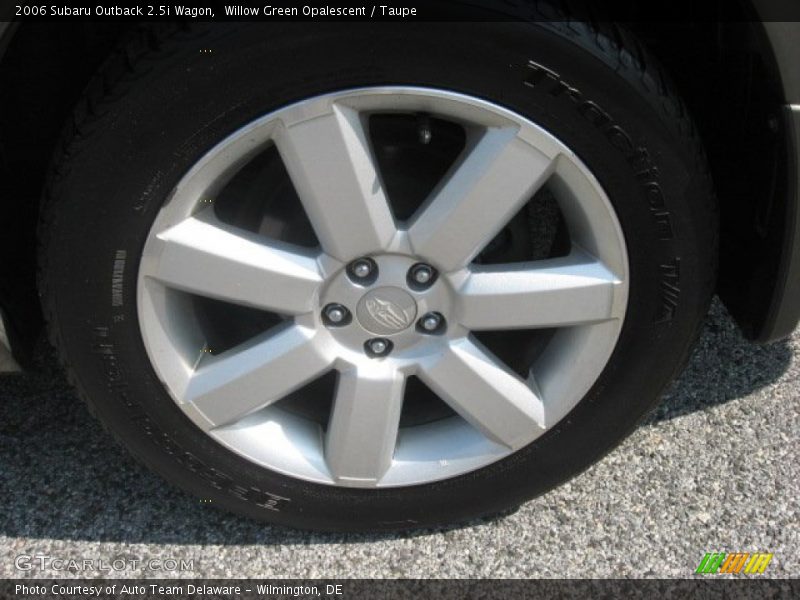 Willow Green Opalescent / Taupe 2006 Subaru Outback 2.5i Wagon