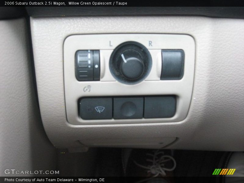 Willow Green Opalescent / Taupe 2006 Subaru Outback 2.5i Wagon