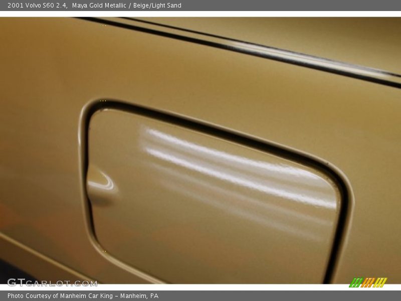 Maya Gold Metallic / Beige/Light Sand 2001 Volvo S60 2.4