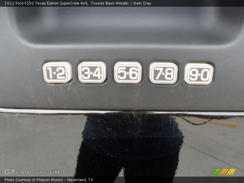 Tuxedo Black Metallic / Steel Gray 2011 Ford F150 Texas Edition SuperCrew 4x4
