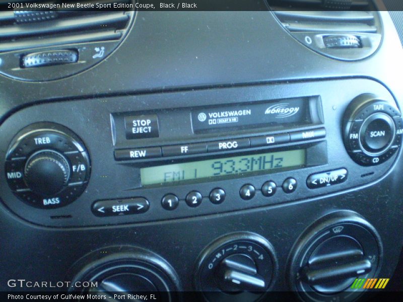 Black / Black 2001 Volkswagen New Beetle Sport Edition Coupe
