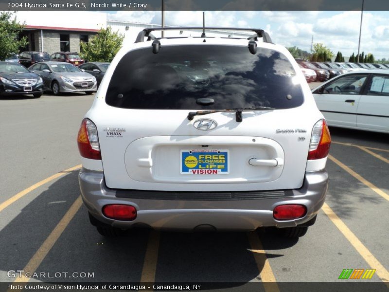 Nordic White / Gray 2004 Hyundai Santa Fe GLS