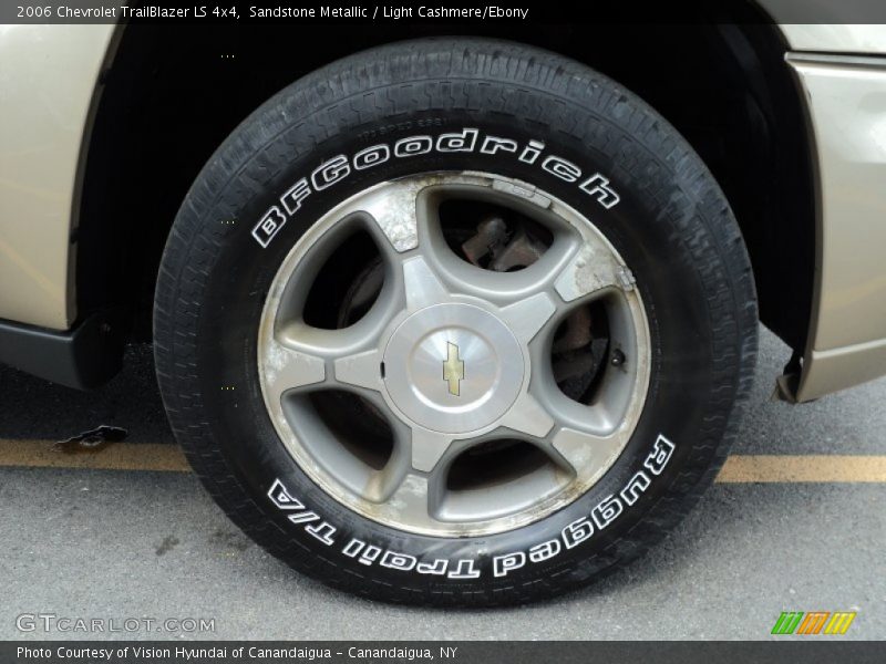 Sandstone Metallic / Light Cashmere/Ebony 2006 Chevrolet TrailBlazer LS 4x4