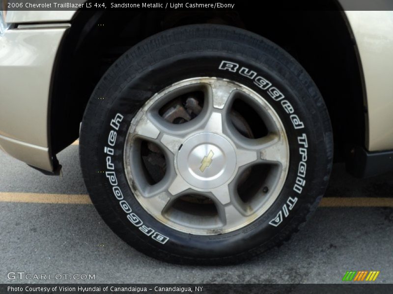 Sandstone Metallic / Light Cashmere/Ebony 2006 Chevrolet TrailBlazer LS 4x4