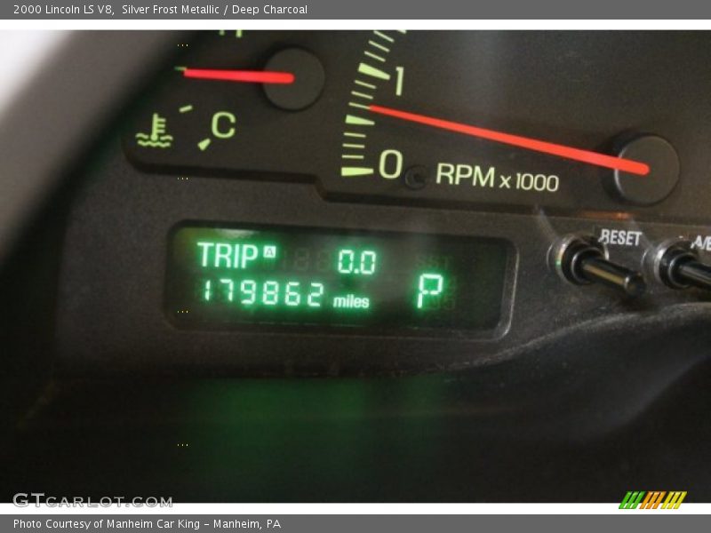 Silver Frost Metallic / Deep Charcoal 2000 Lincoln LS V8