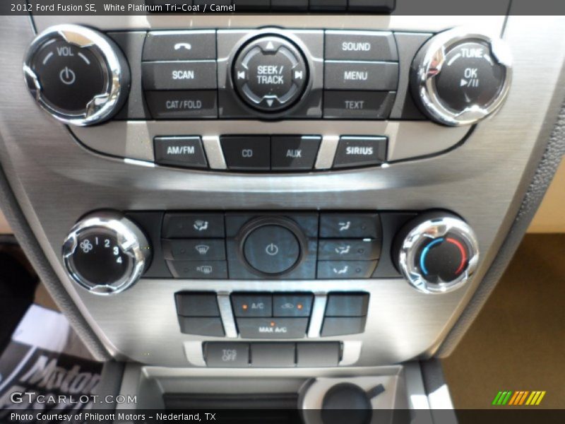 Controls of 2012 Fusion SE