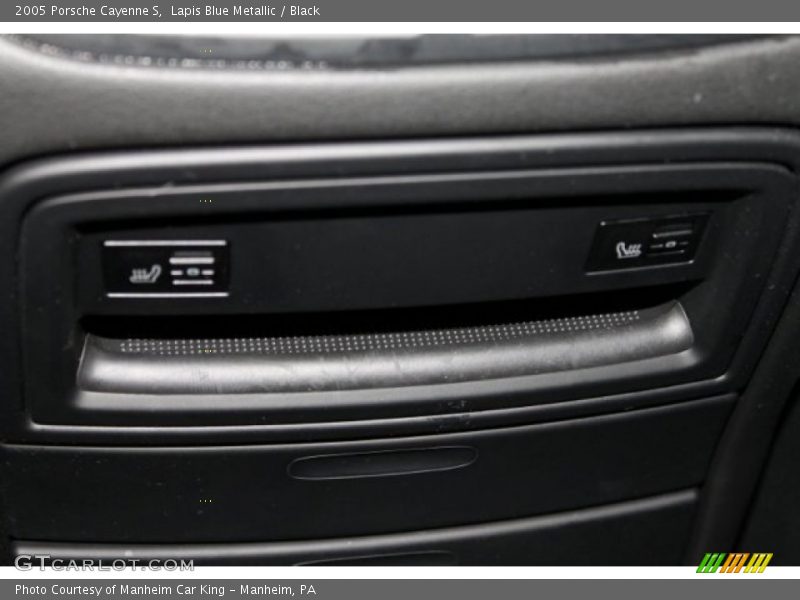 Lapis Blue Metallic / Black 2005 Porsche Cayenne S