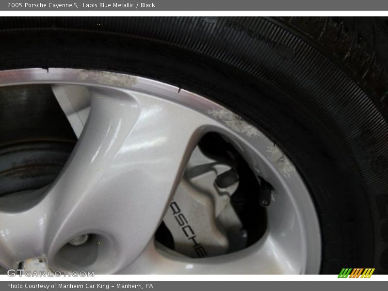 Lapis Blue Metallic / Black 2005 Porsche Cayenne S