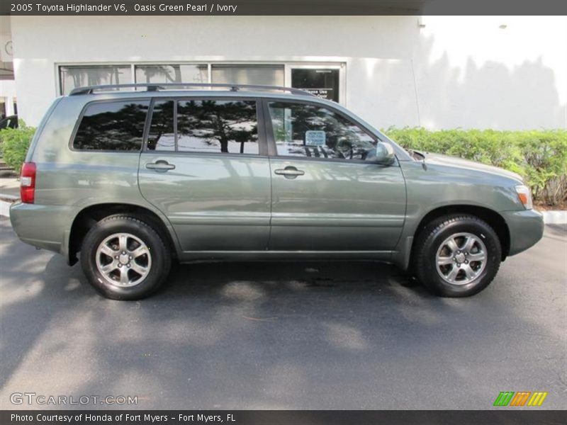 Oasis Green Pearl / Ivory 2005 Toyota Highlander V6