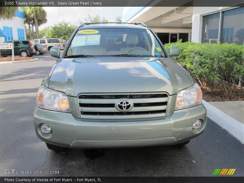 Oasis Green Pearl / Ivory 2005 Toyota Highlander V6