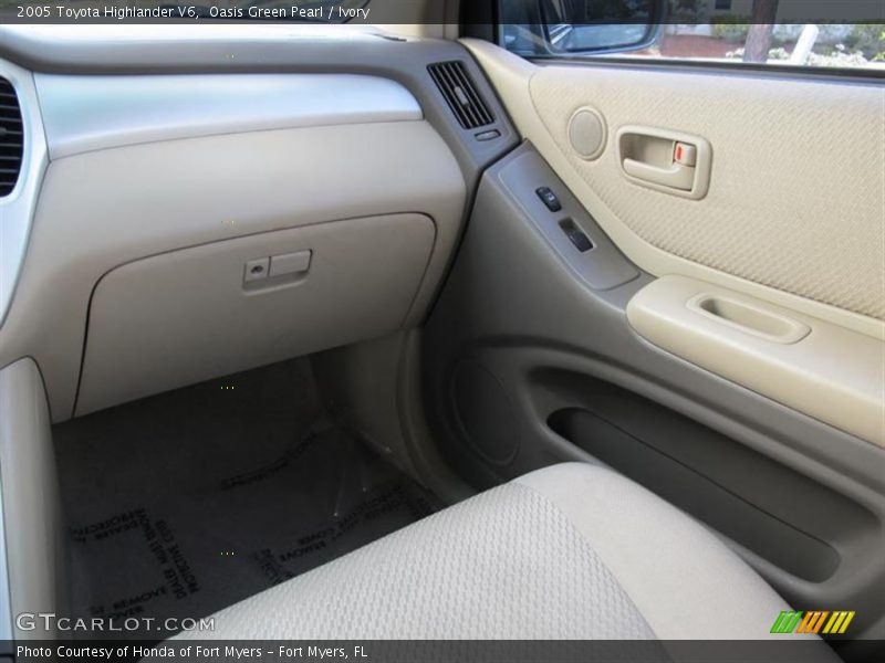 Oasis Green Pearl / Ivory 2005 Toyota Highlander V6