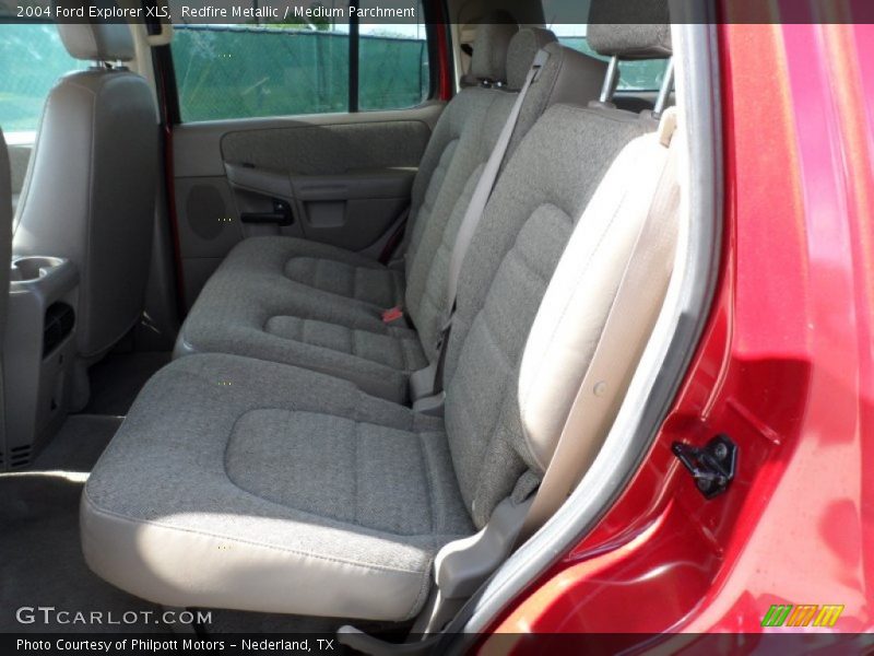  2004 Explorer XLS Medium Parchment Interior