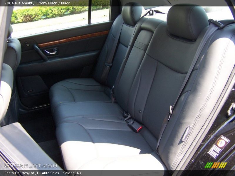 Ebony Black / Black 2004 Kia Amanti