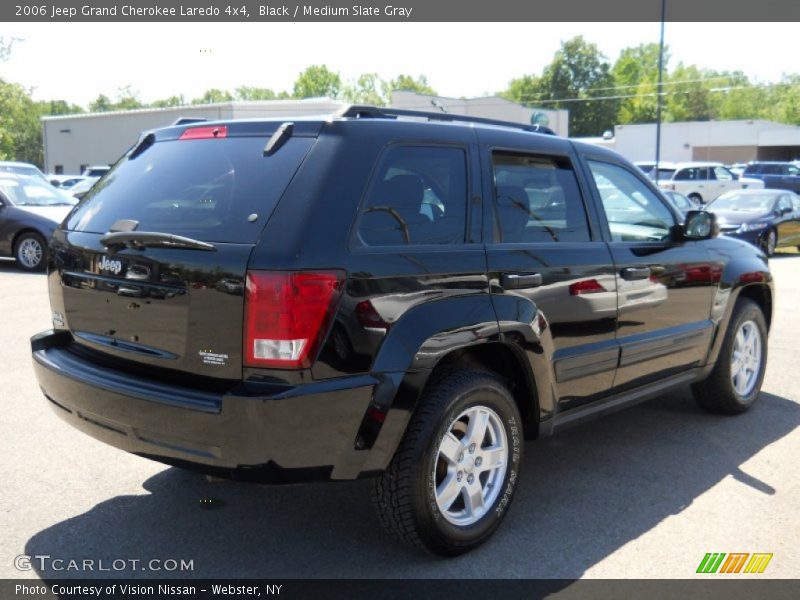 Black / Medium Slate Gray 2006 Jeep Grand Cherokee Laredo 4x4