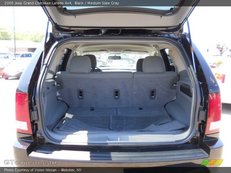 Black / Medium Slate Gray 2006 Jeep Grand Cherokee Laredo 4x4