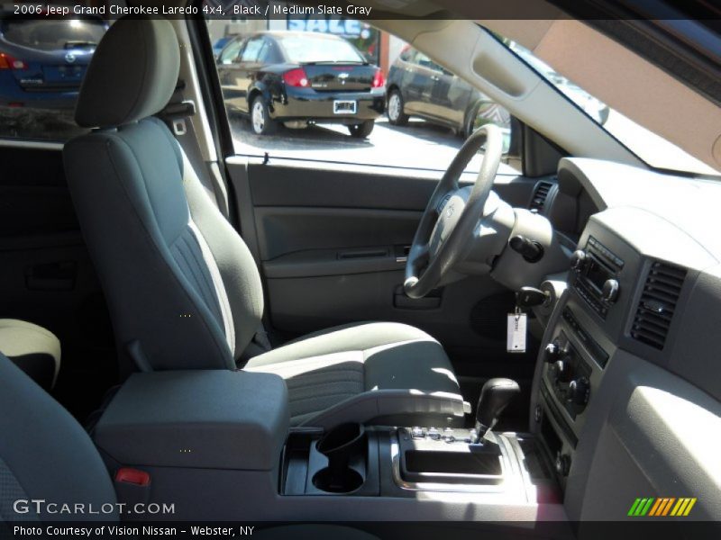 Black / Medium Slate Gray 2006 Jeep Grand Cherokee Laredo 4x4