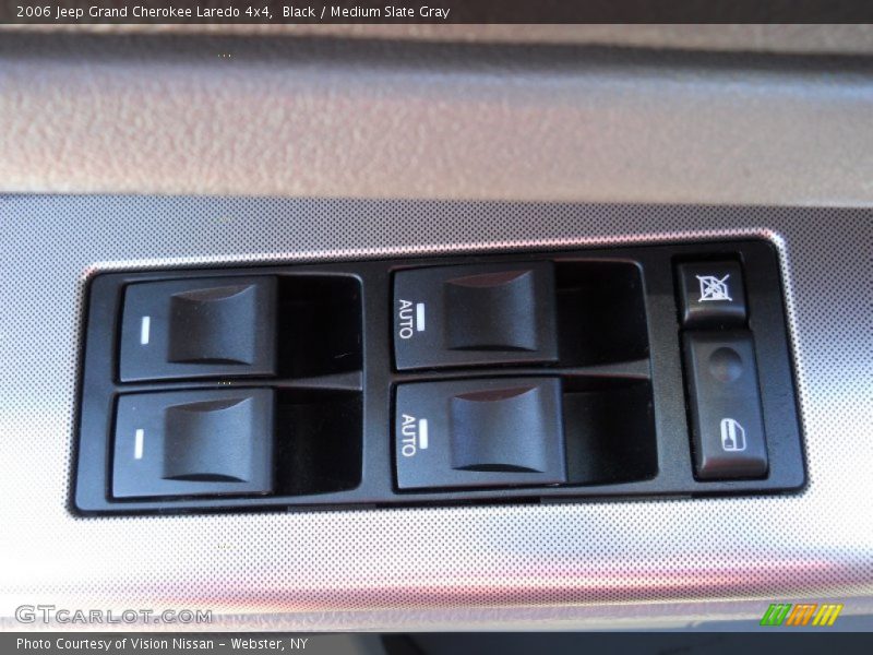 Black / Medium Slate Gray 2006 Jeep Grand Cherokee Laredo 4x4